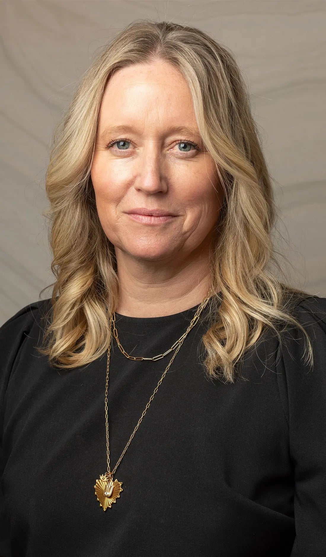 Clean Beauty: Dawn Spann Of Release Well-Being Center On 5 Things You Need To Create a Successful Clean Beauty Brand