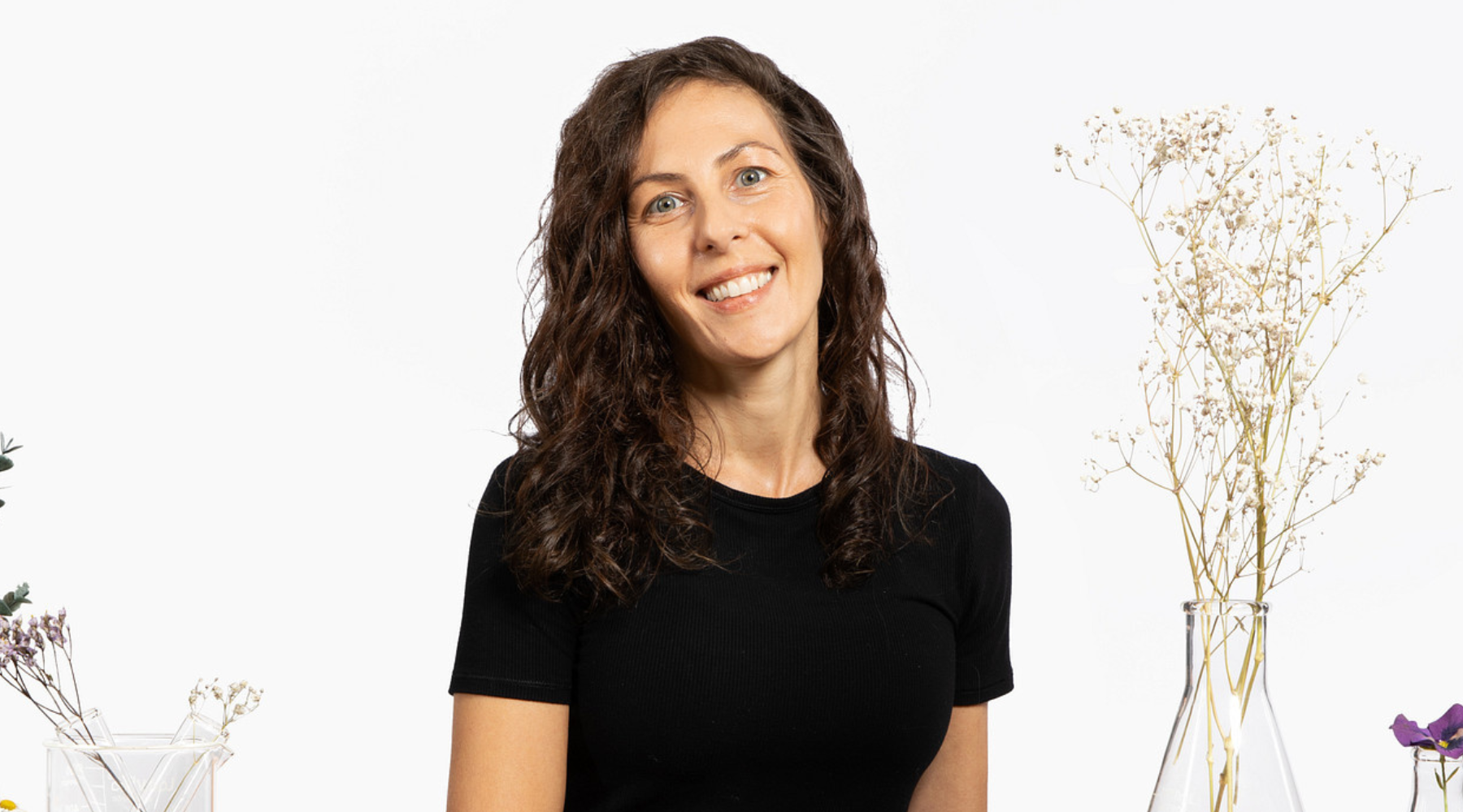  Kacie is a leading voice for women who want to embrace positive aging. Her products focus on resilience rather than harsh treatments, encouraging a "pro-aging" philosophy that celebrates healthy, glowing skin at every stage of life. 