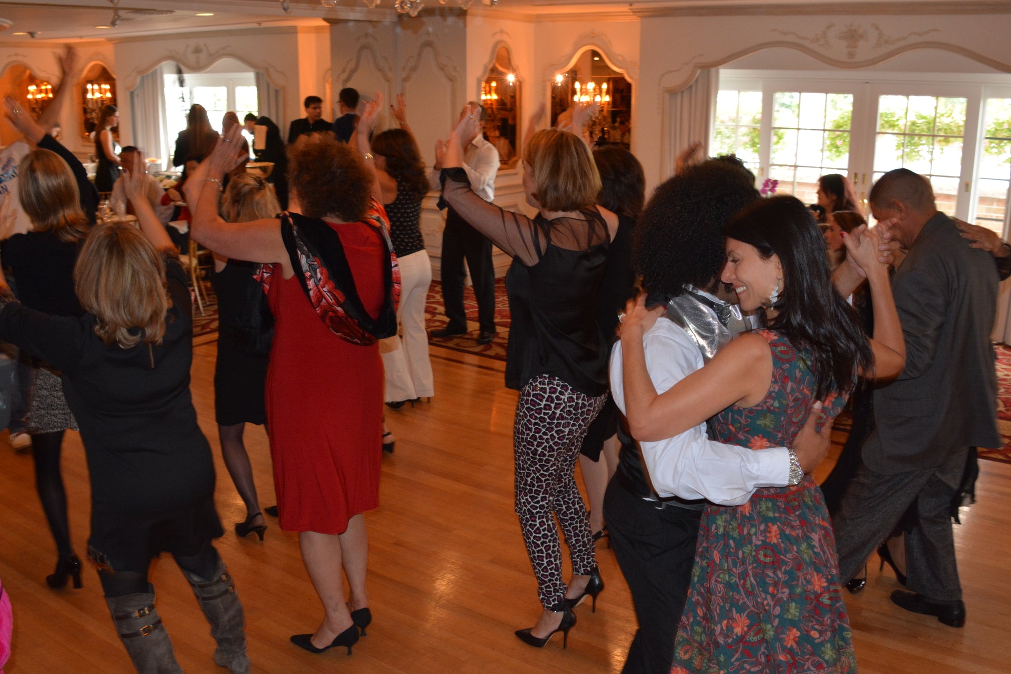BESPOKE EVENT CURATION